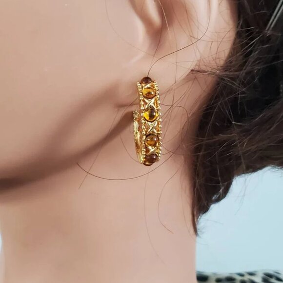 Signed Joan Rivers 3/4 Hoop Earrings with Gold tone and Amber tone Beads - Picture 2 of 10